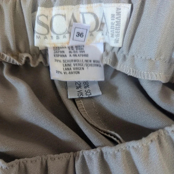 Escada Taupe Wrap Skirt Suit, EU 36 - Picture 8 of 11